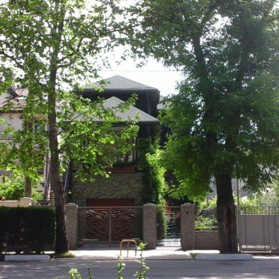 На Крымской 50