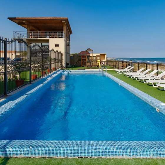 Отель Royal & SPA