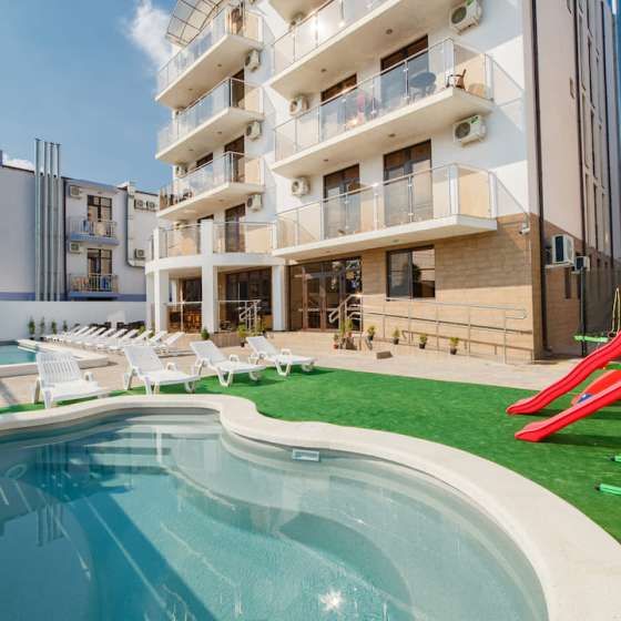 Отель DESPINA FAMILY HOTEL