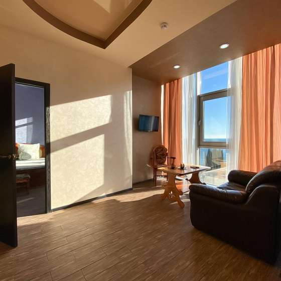 Отель «Art House Hotel»
