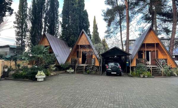 Пицунда, база отдыха «House 9»