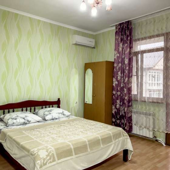 Медовый