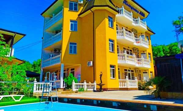 Лоо, pearl of GrandLoo