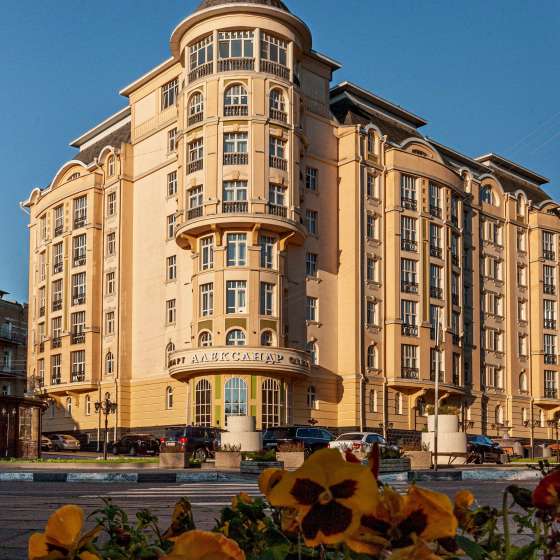 Отель Александр
