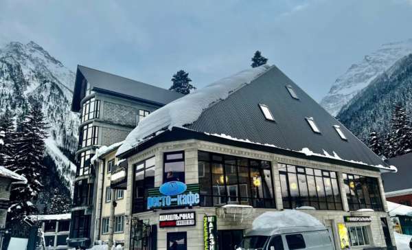 Домбай, hotel Versal