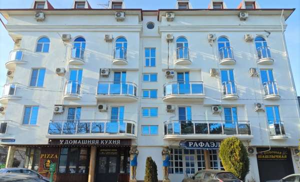 Анапа, «Рафаэль»