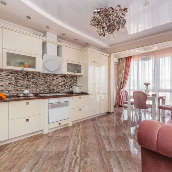 Большая квартира у моря