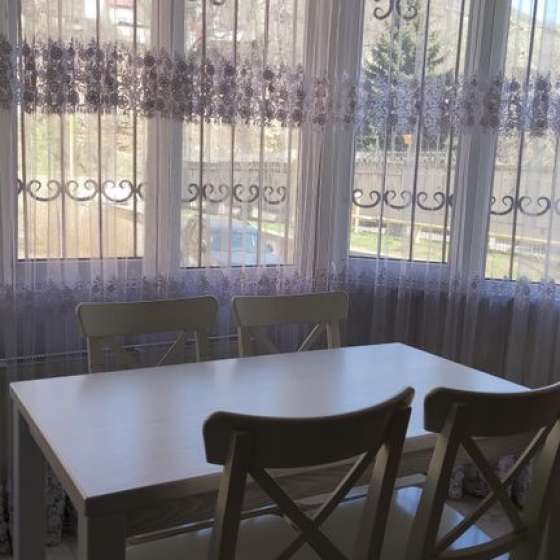Квартира в центре рядом с цветником