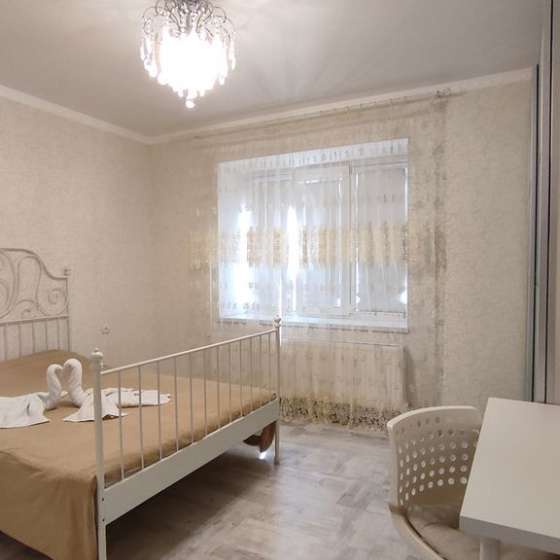 Квартира в центре рядом с цветником