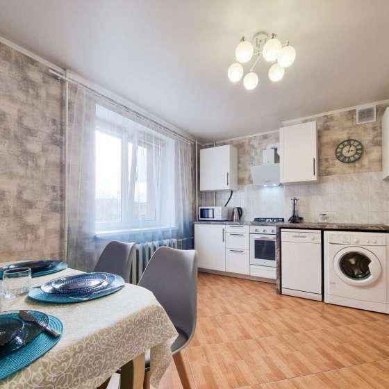 Квартира у поющих фонтанов LovelyHome39