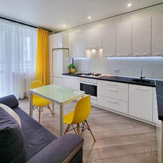 Современная квартира у Дворца спорта Янтарный LovelyHome39