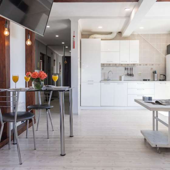 Двухуровневая квартира у зоопарка LovelyHome39