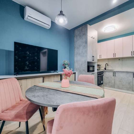 Однокомнатная квартира с дизайнерским ремонтом LovelyHome39