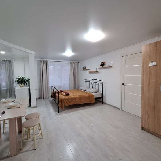 Двухкомнатные апартаменты White Room от Rooms Apartments