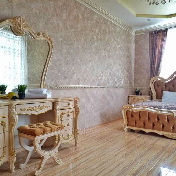 Большая уютная квартира возле источника