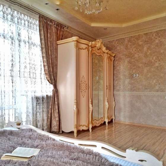Большая уютная квартира возле источника