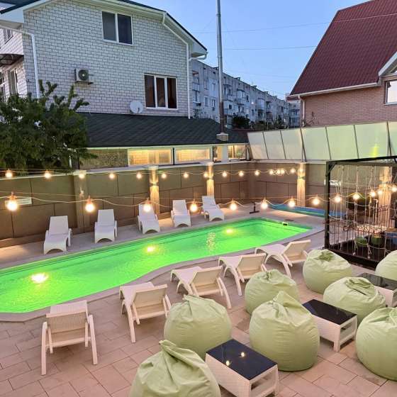 «F-Hotel»