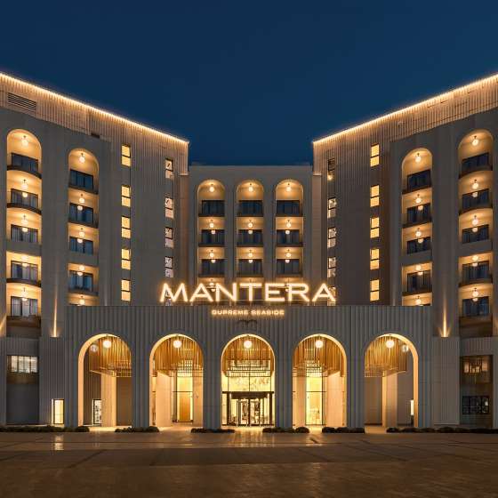Стильные апартаменты 56 кв.м. в Mantera Supreme в Сириусе на первой береговой линии