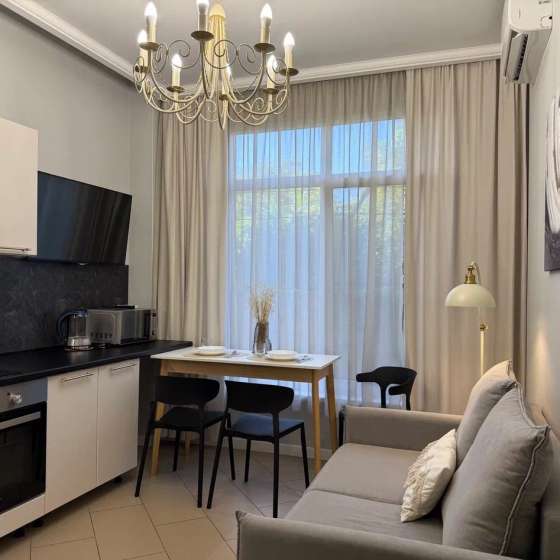 2-к. квартира пер. Кувшинок, 8 (101)