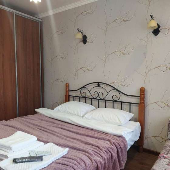 ПосуткаРу | Орджоникидзе 83к2 | Курортный парк и Питьевая галерея